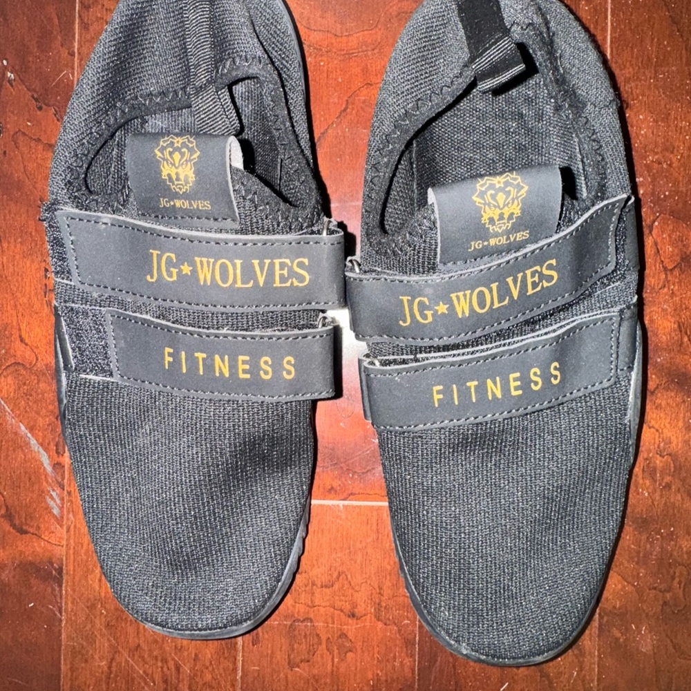 JG Wolves Fitness Weightlifting Shoes Size 40 Men 7 Women 9 Squat Gym Powerlift